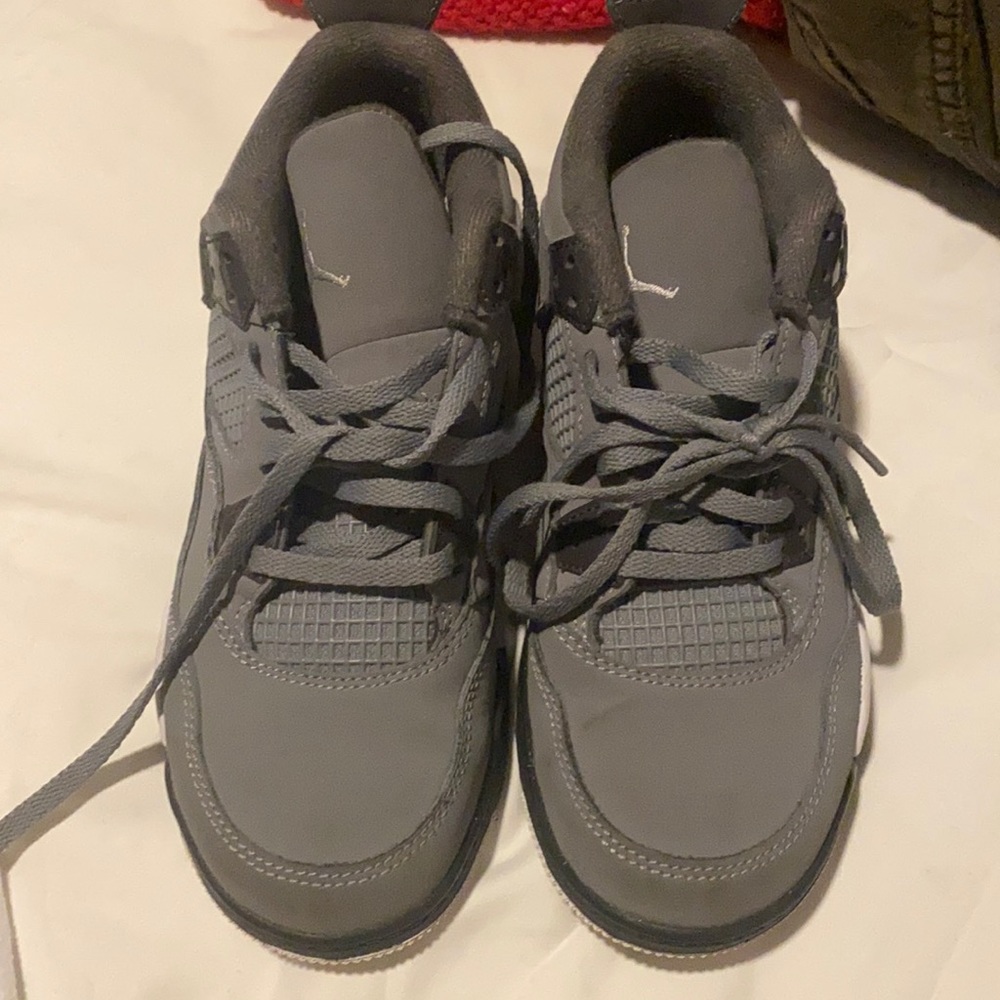 Jordan Retro 4s
